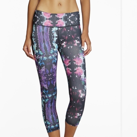Fabletics Salar Capri in pink lava L - Picture 1 of 10